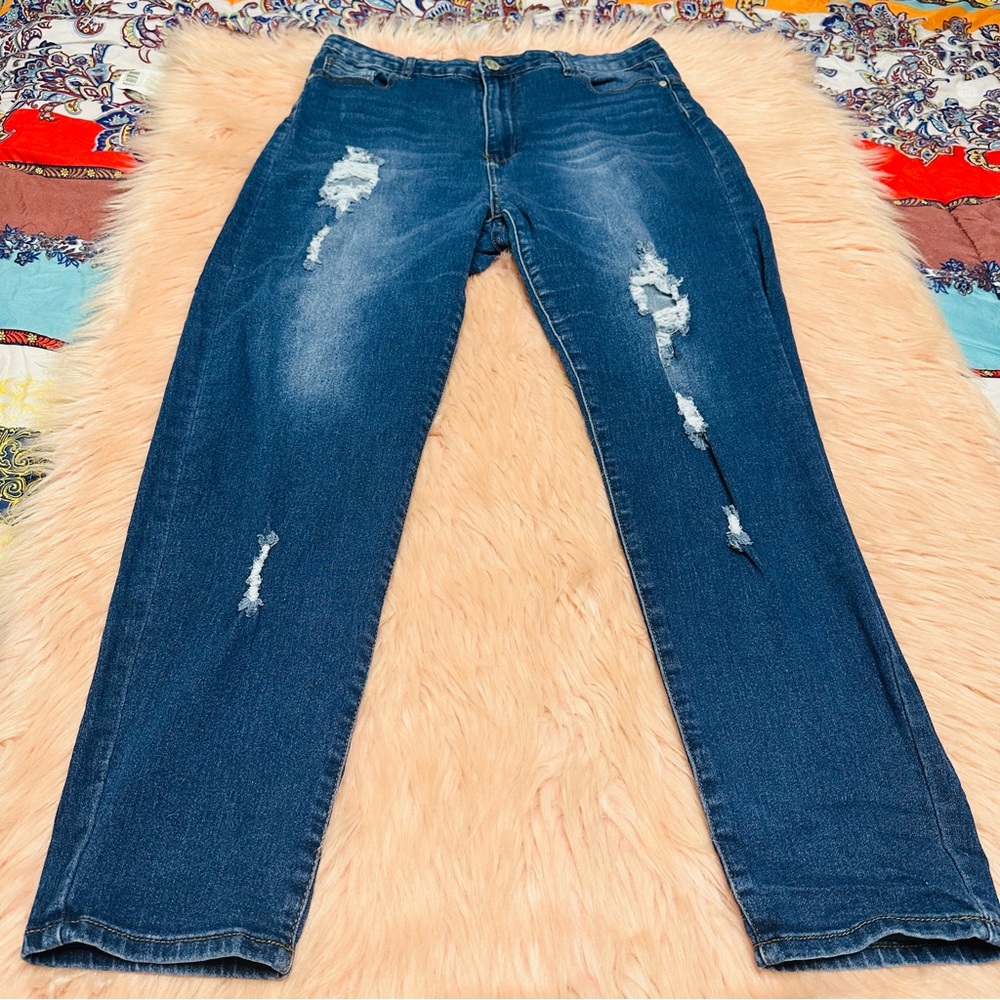 BBA size 3XL distressed  jeans skinny